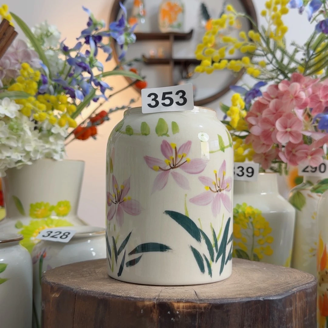 摆件景德镇陶瓷手绘小花瓶摆件无孔