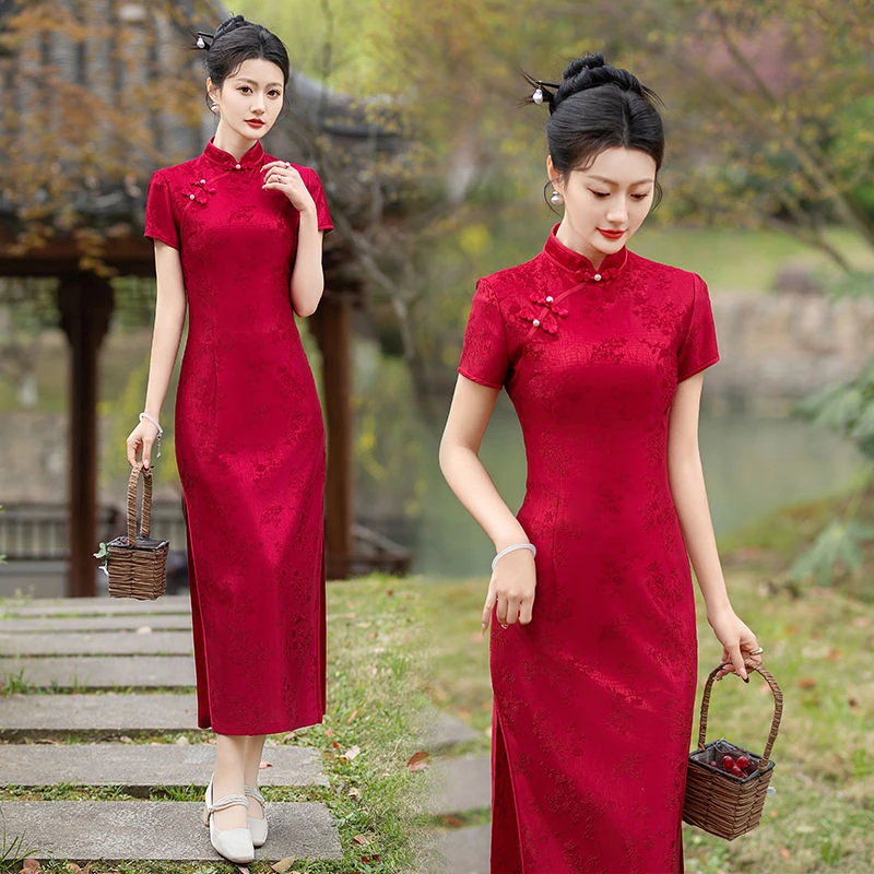 旗开得胜送考红色旗袍长款新款高档提花改良新中式喜妈妈婚宴礼服