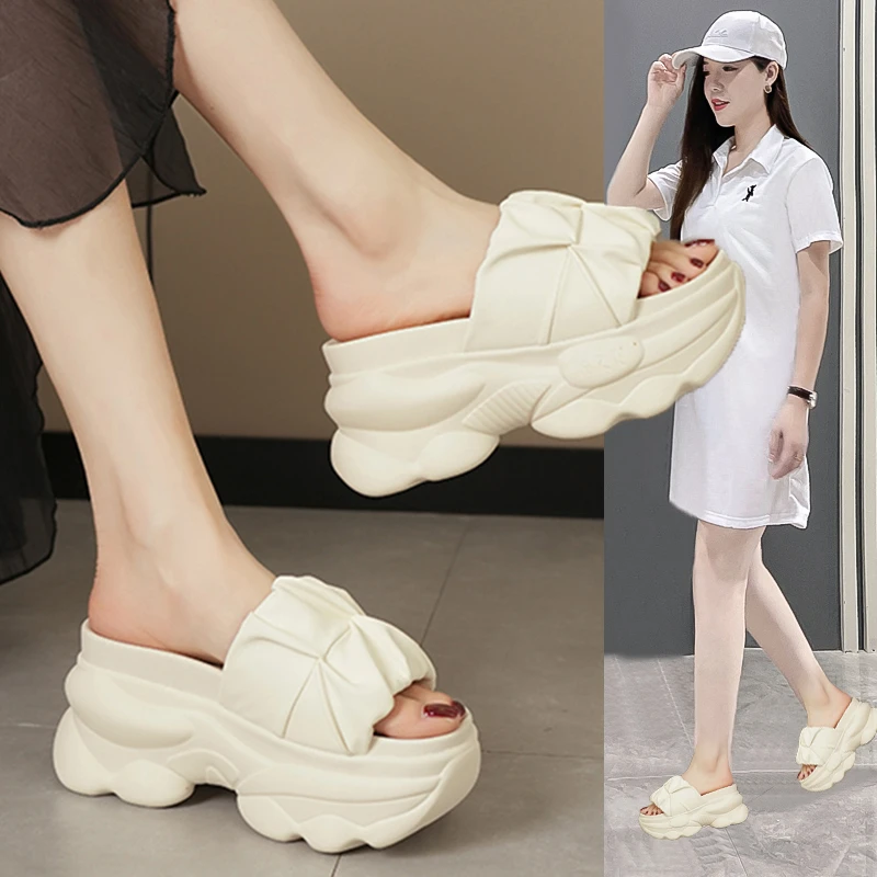 踩屎感厚底8cm拖鞋女夏外穿仙女风2025新款时尚松糕增高一字凉拖