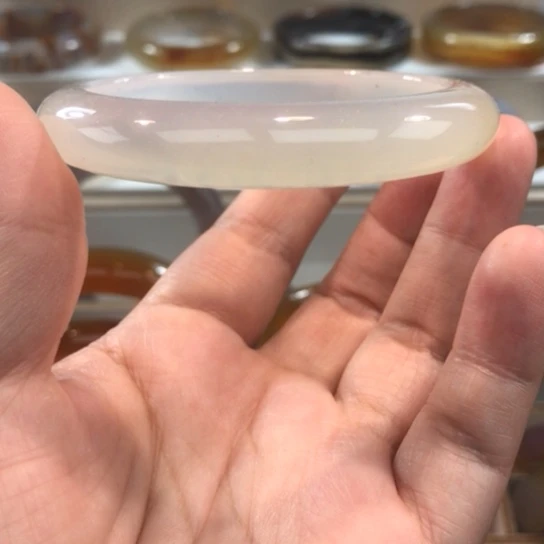 玛瑙/玉髓未镶嵌手镯2号