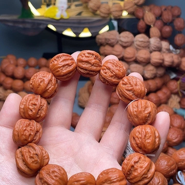 蓝***湾吊坠文玩核桃树王有瑕