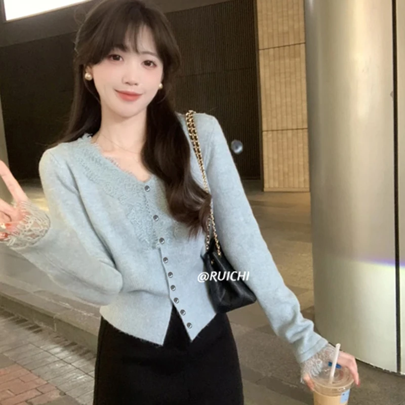 气质蕾丝2026新款V领拼接软糯高级感针织衫开衫长袖上衣女