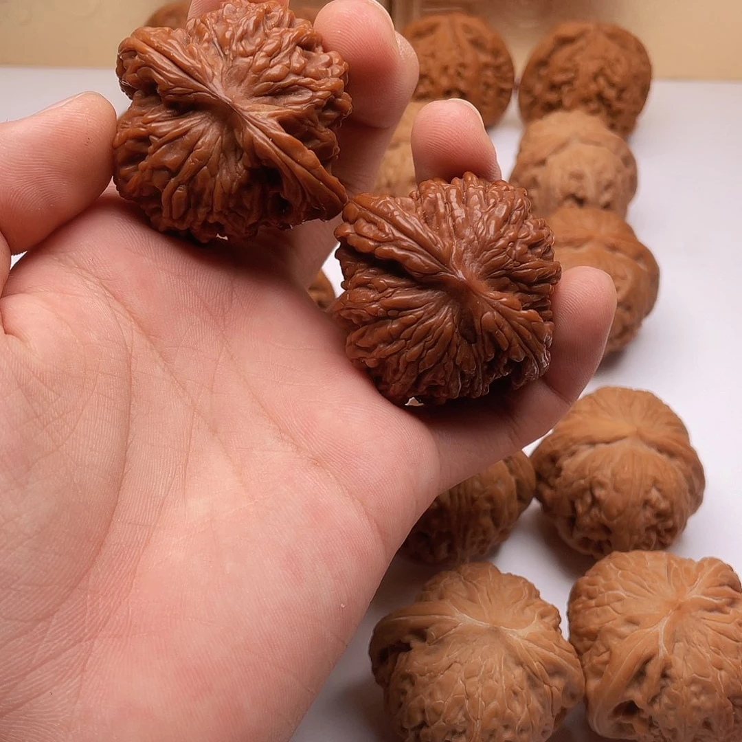 吊坠文玩核桃元宝白狮子铁锤