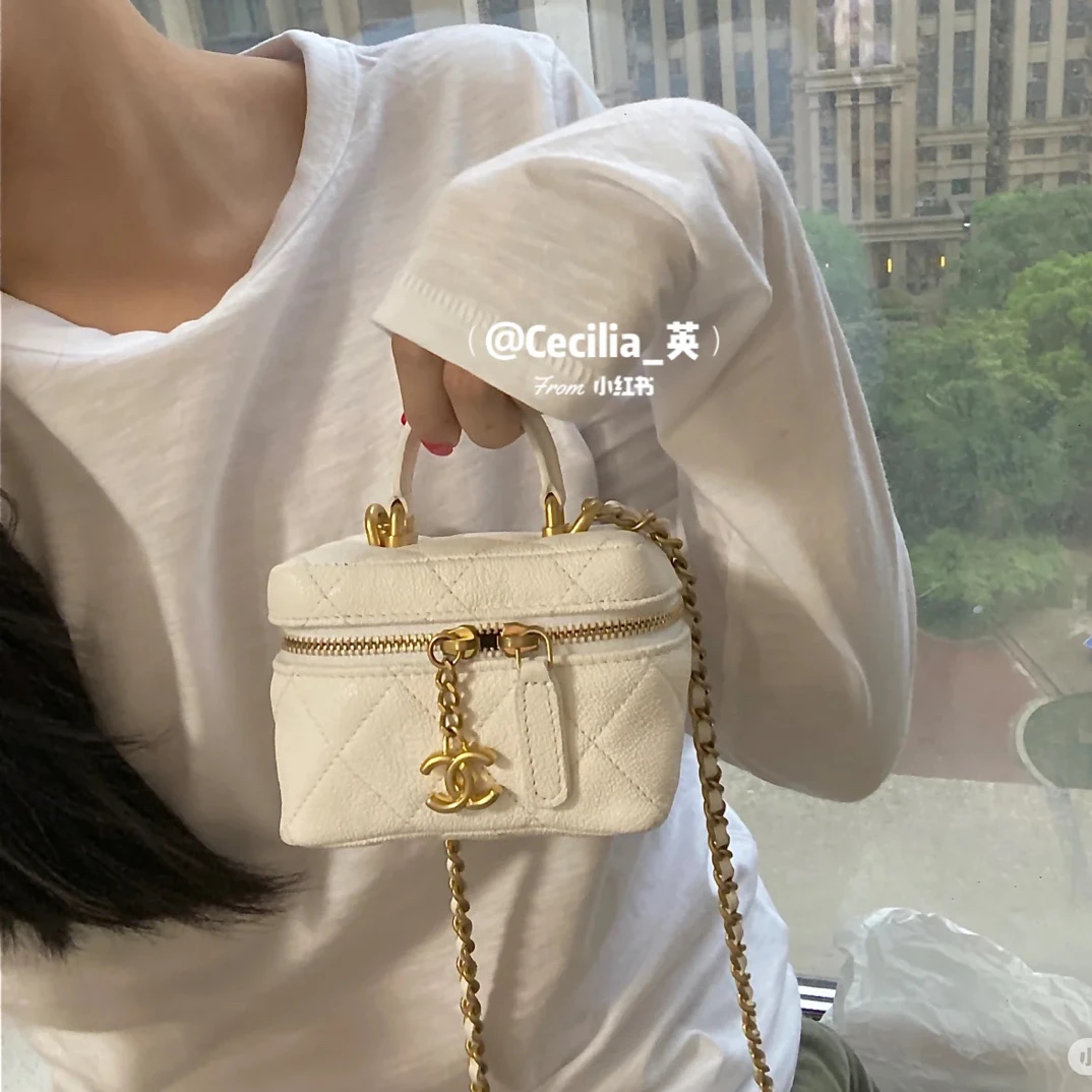95新 Chanel/香奈儿 Chanel香奈儿mini化妆盒