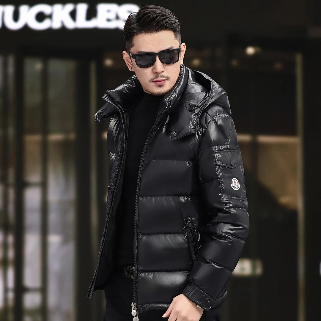 VENDAFONAT梵基弗奈高端轻奢羽绒服短款休闲亮面加厚保暖轻奢外套