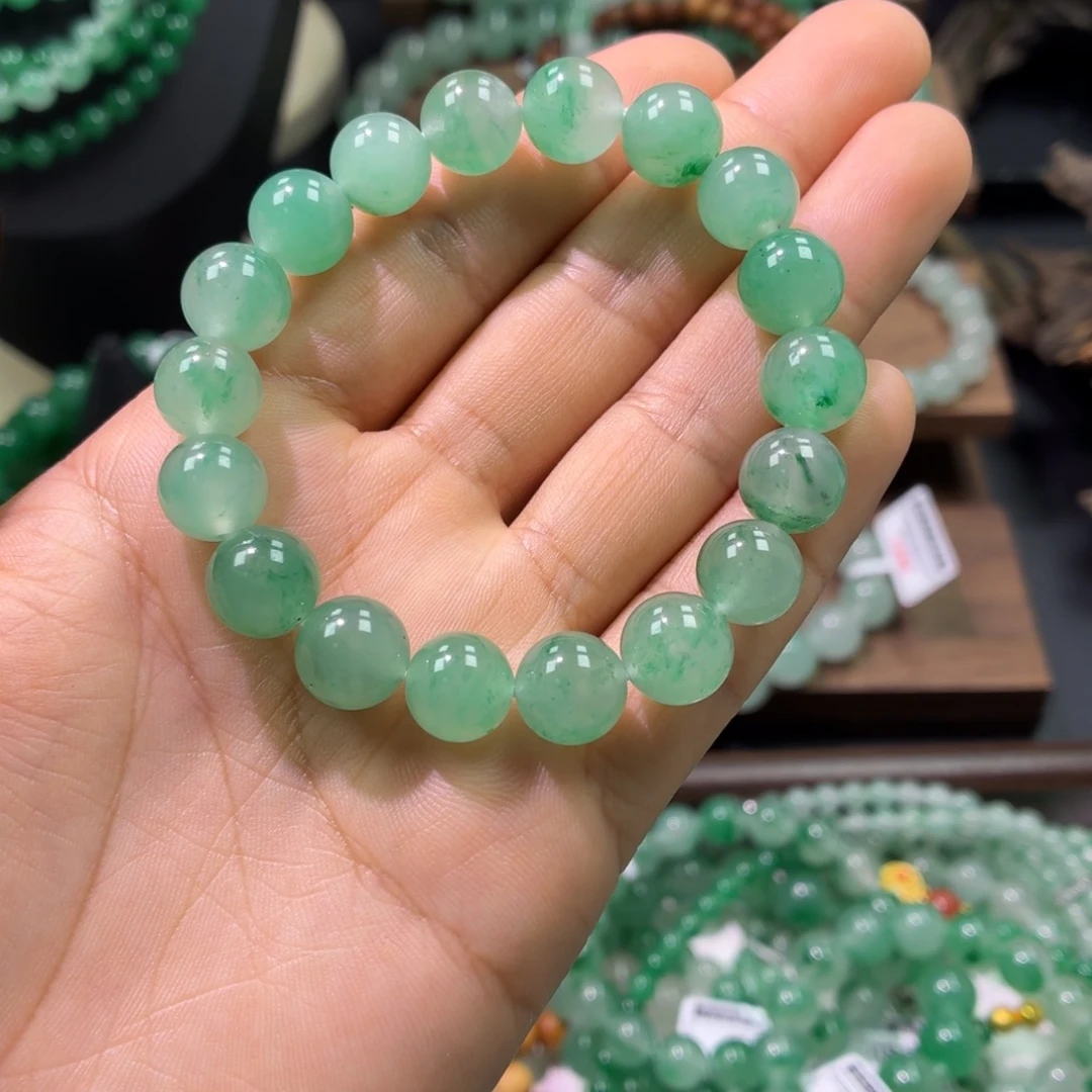 夕***瑶石英质玉未镶嵌手链