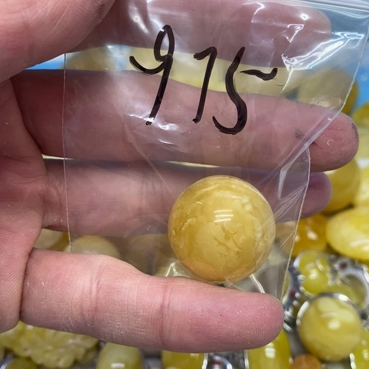 蜜蜡裸石未镶嵌喵***?珠