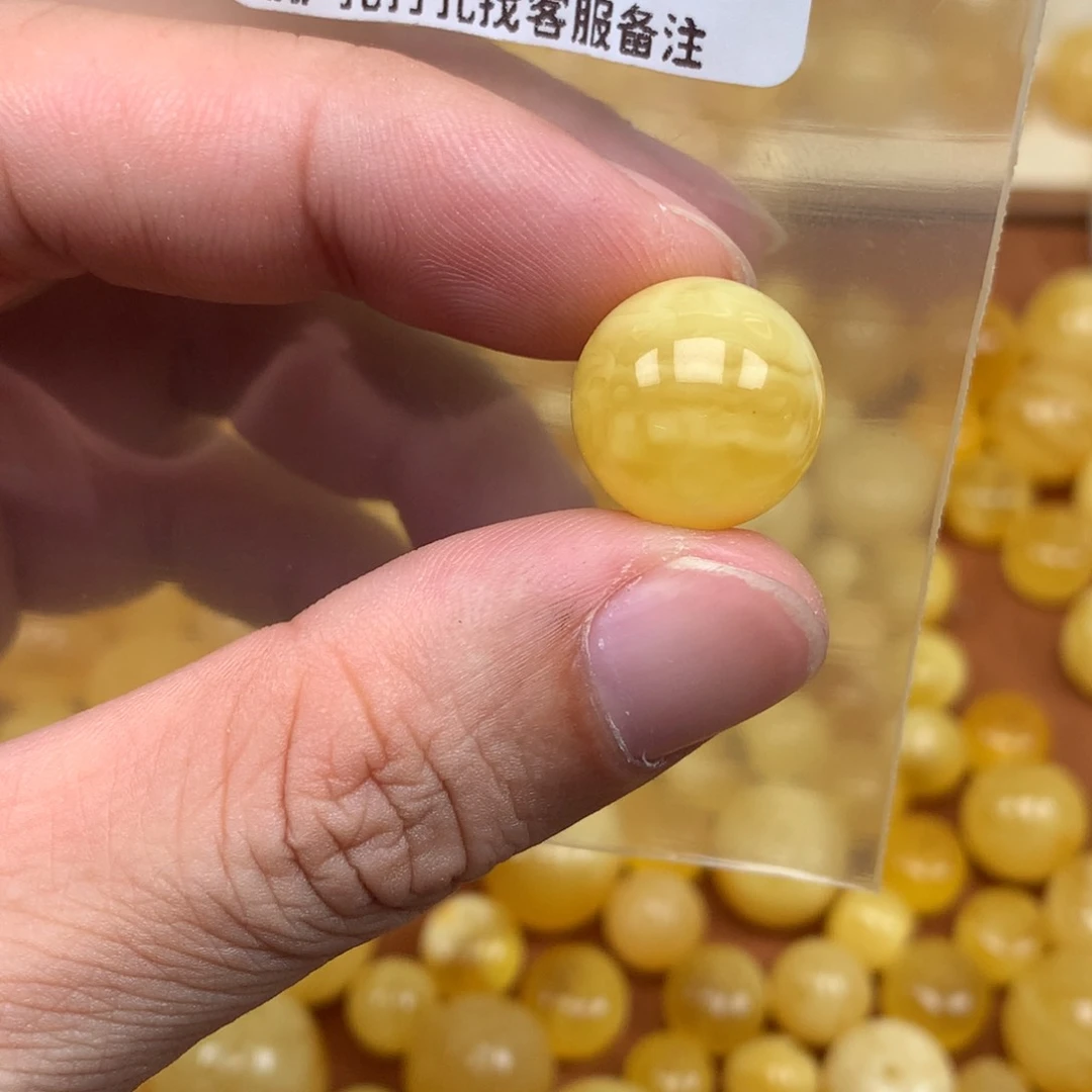 未镶嵌琥珀裸石222卡15.5