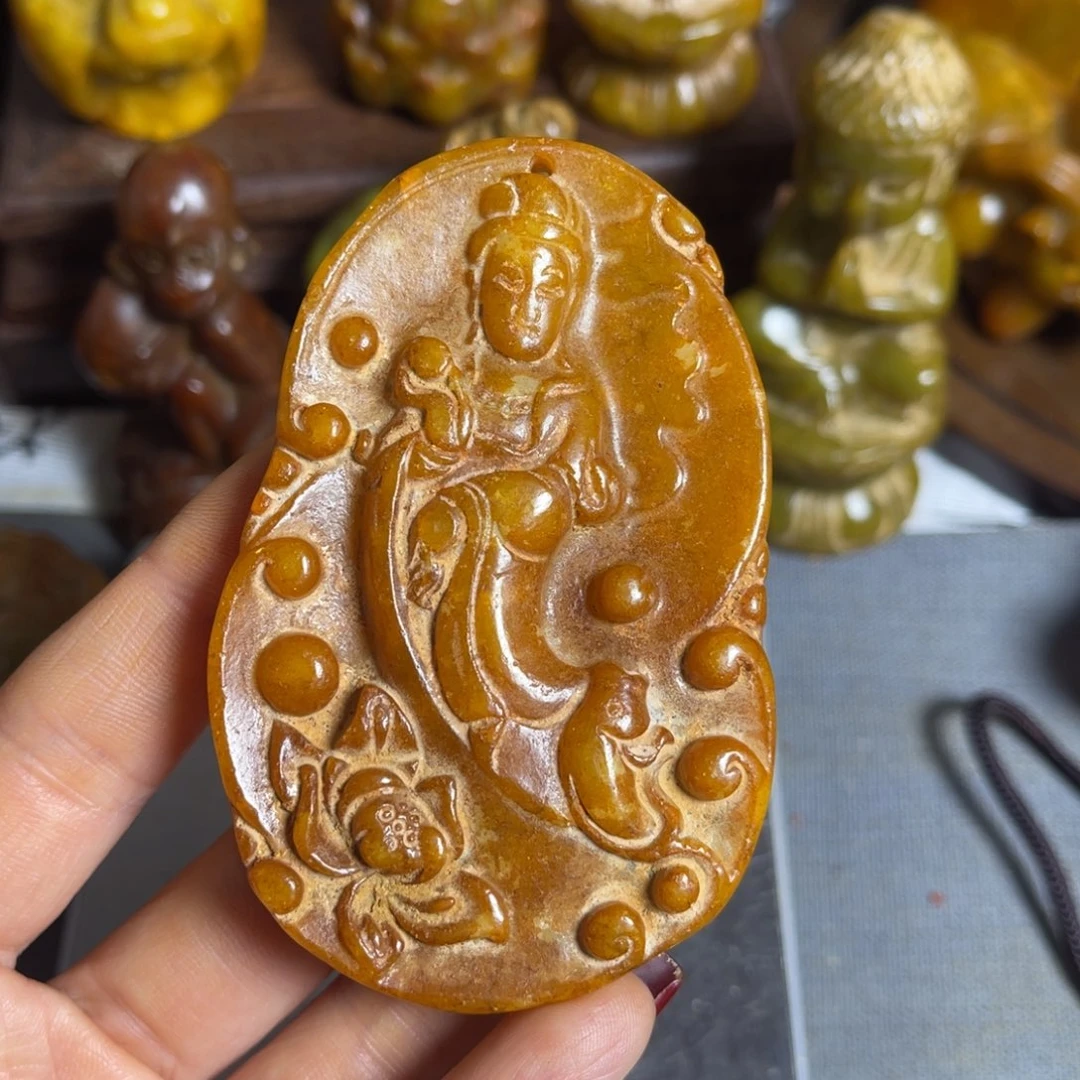 蛇纹石玉合金颈饰