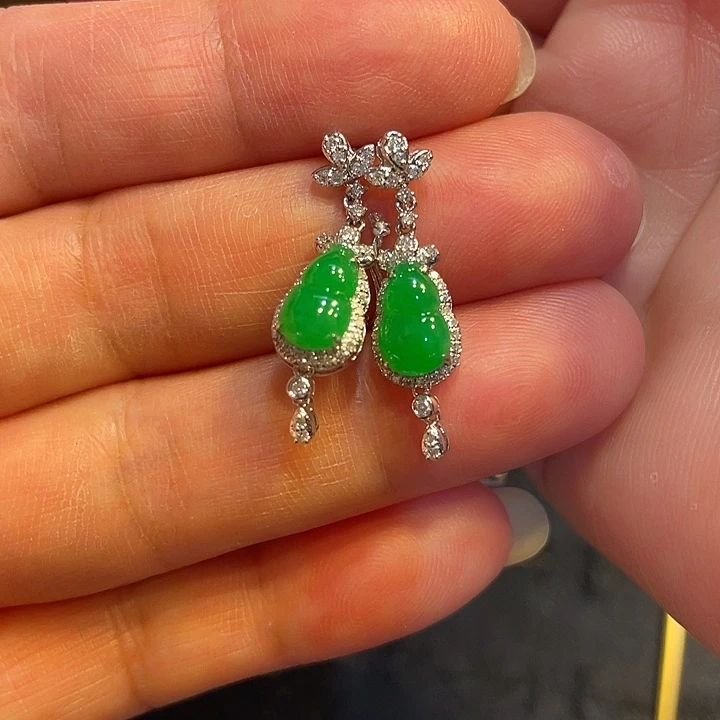 18K金镶嵌翡翠耳饰天然缅甸翡翠A货