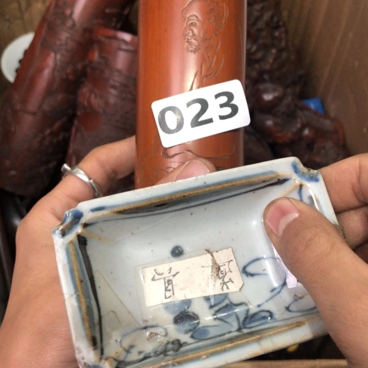 陶瓷孤品单件车里拍