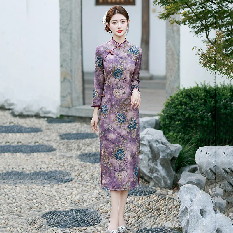2025新款紫色复古文艺风妈妈装中式秋季长袖七分袖长款旗袍修身收