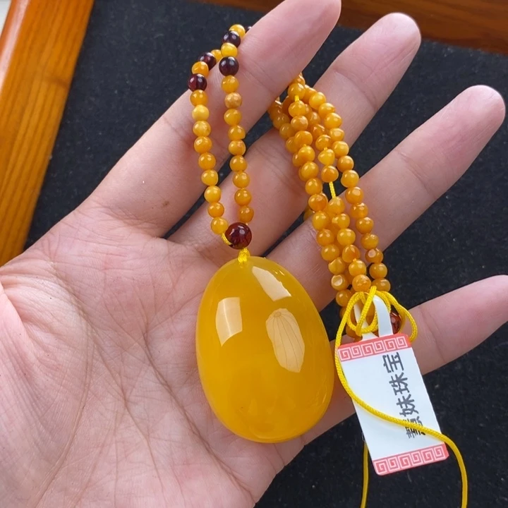 未镶嵌蜜蜡珠宝奇石