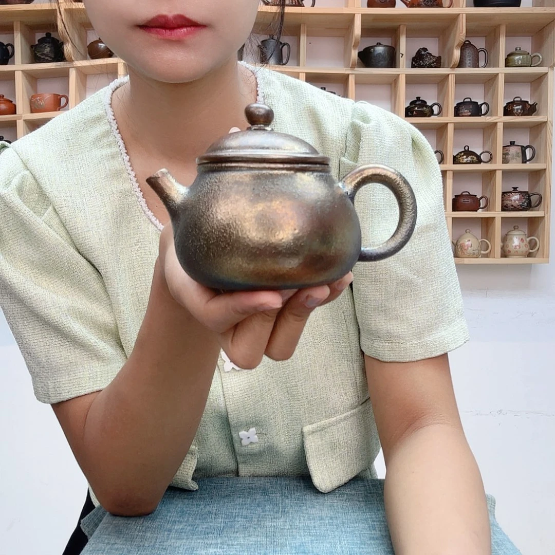 饱***顿星月11111111111111