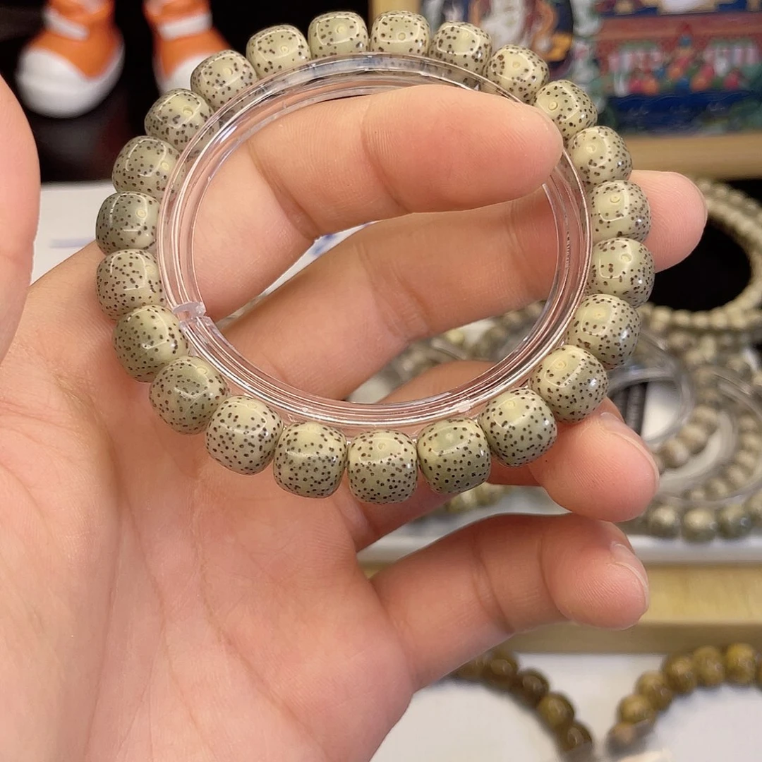 吊坠星月菩提4442