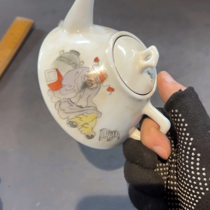 墨***铖瓷片拾六家的瓷器瓷器