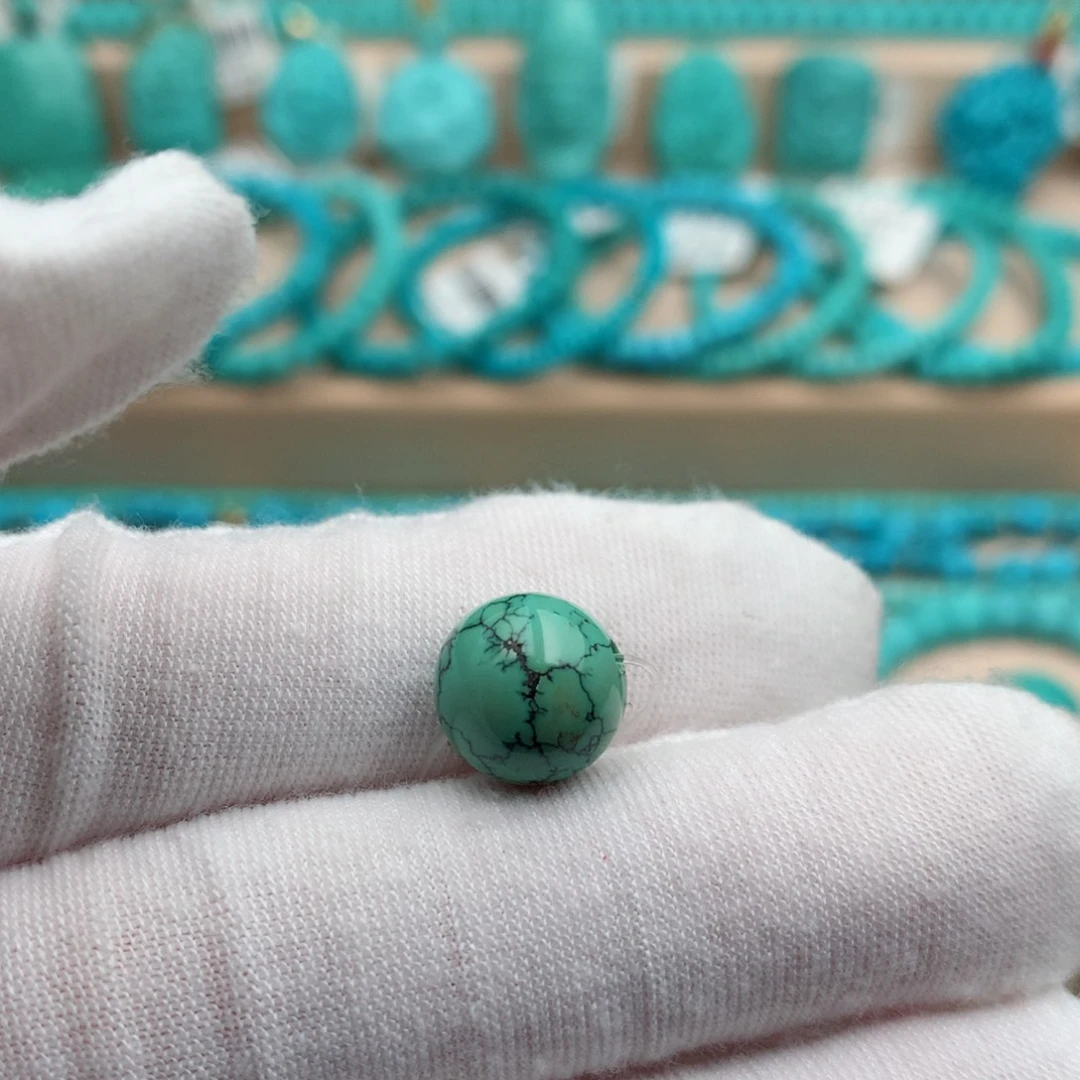 绿松石未镶嵌珠宝奇石10.6mm