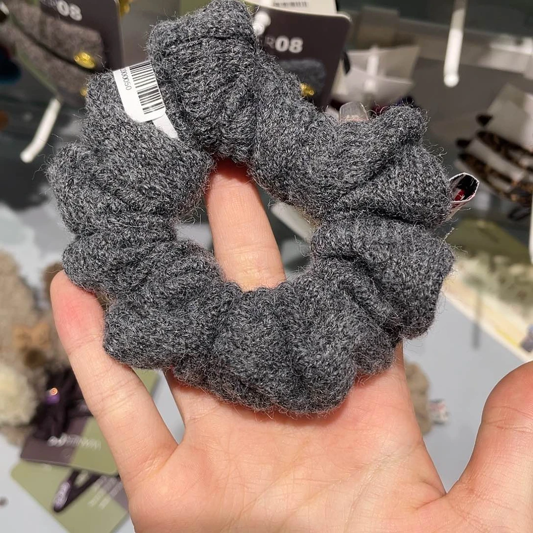 皮质非金属灰色发圈