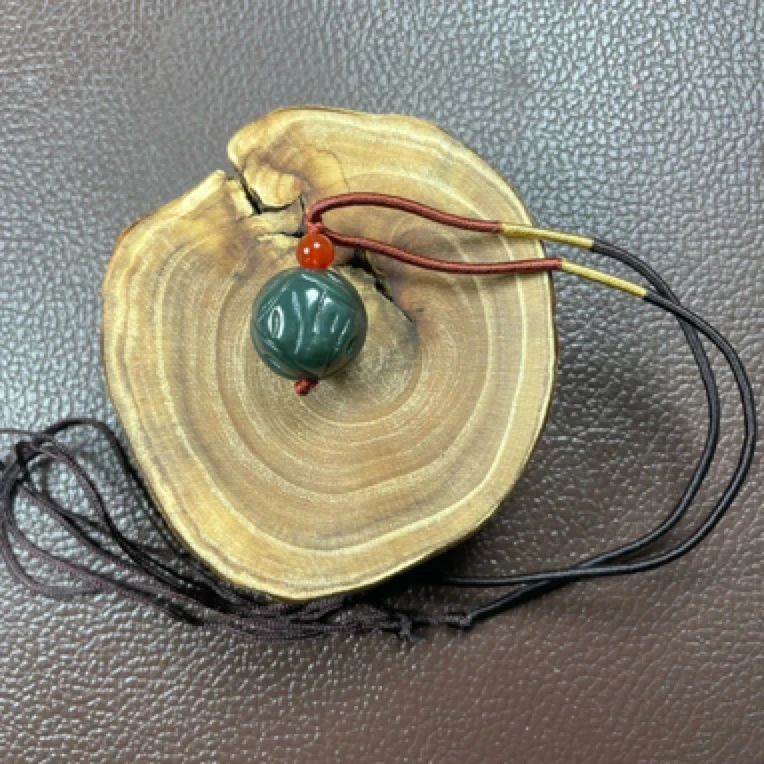 【集团臻选】纯天然精品和田玉核桃吊坠FL30092（多样性拍一发一）1