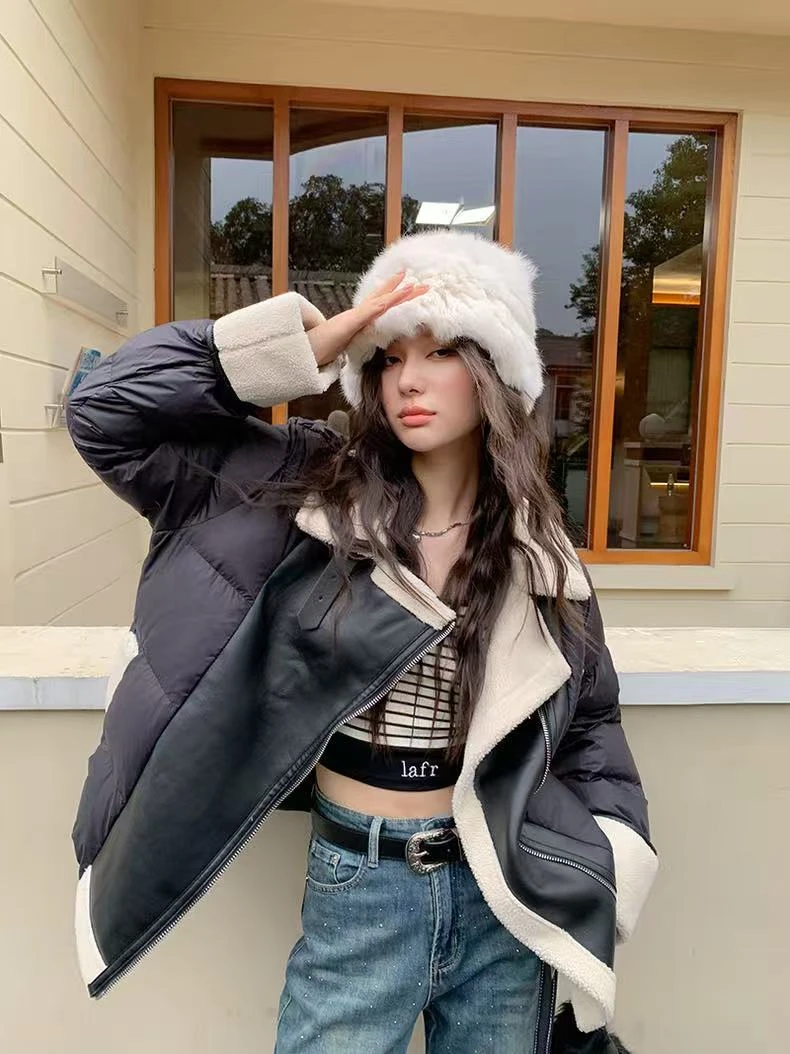 2025新款皮毛拼接短款休闲羽绒服外套保暖宽松羽绒服外套女士时尚