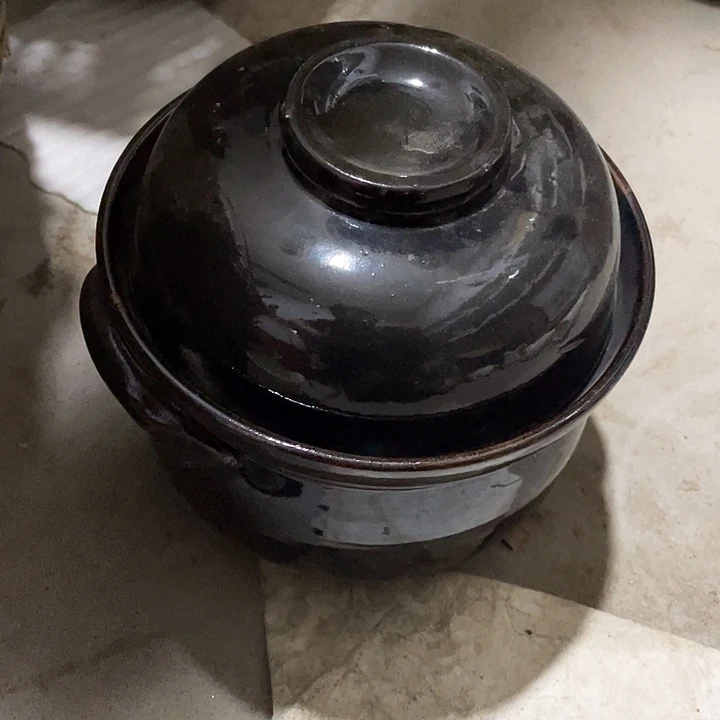 杯用****6瓷片 闷米饭砂锅一个 瑕疵品