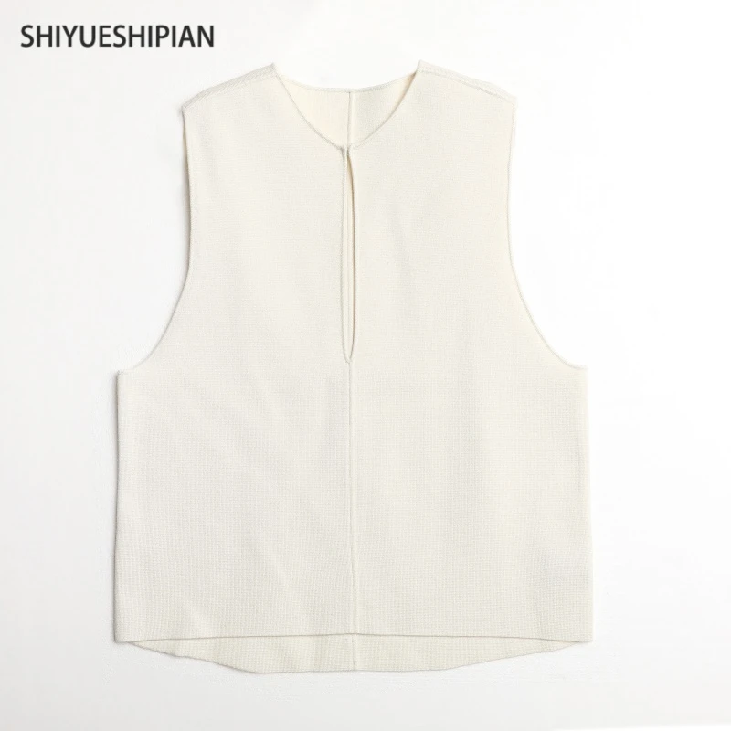 十月诗篇100精纺细织绵羊毛肌理感四平针无袖针织羊毛马甲女2688