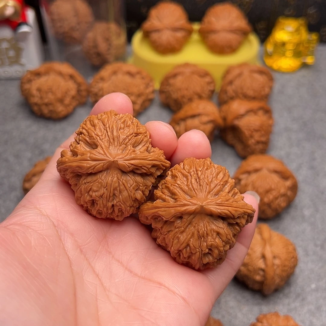 把件文玩核桃精品肉球南疆石44全品