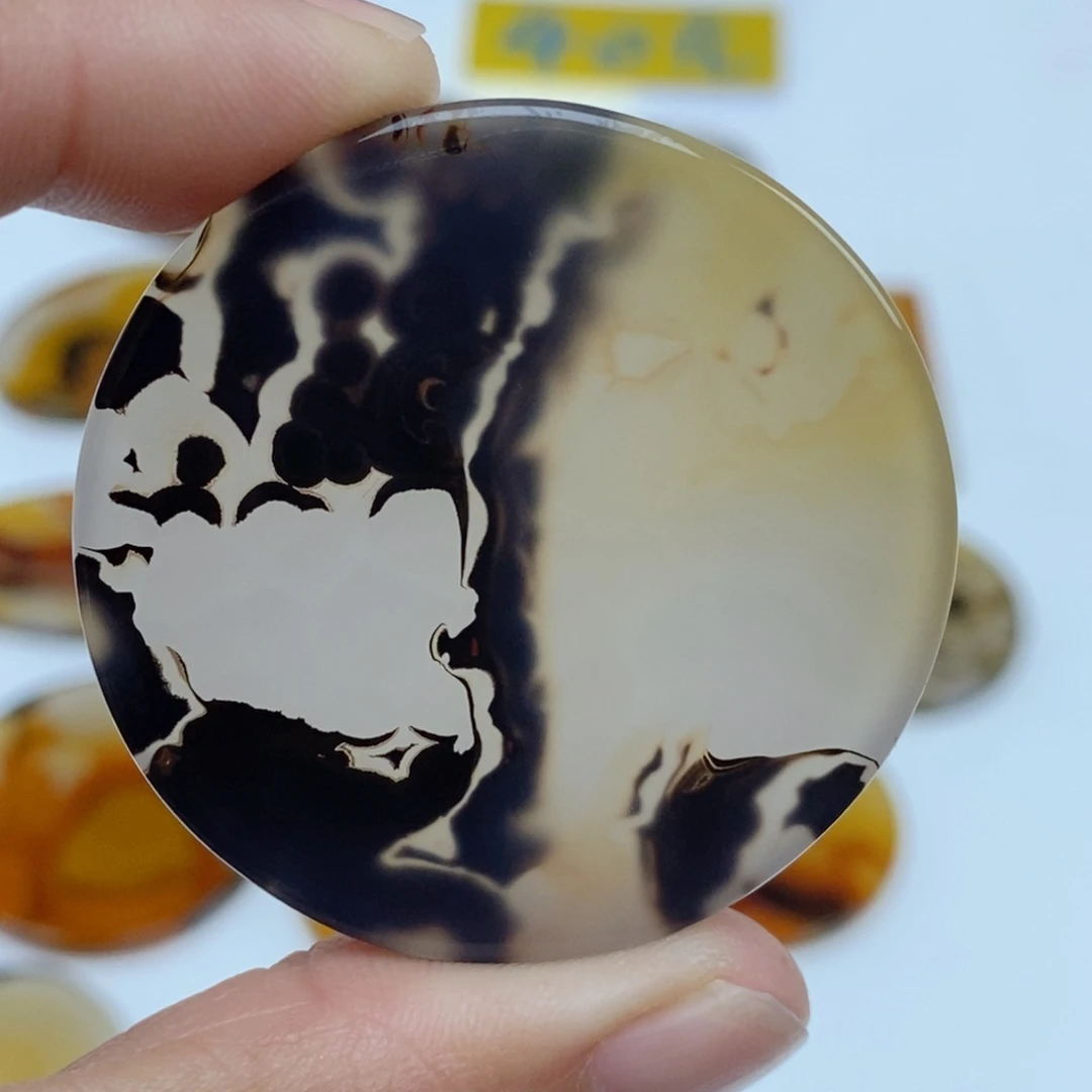 玛瑙/玉髓未镶嵌珠宝半成品