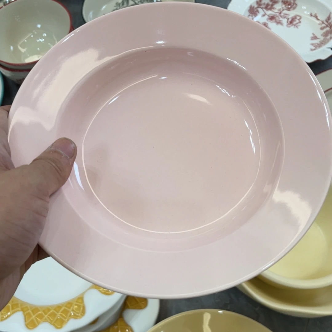 陶瓷微瑕餐具介意勿拍，满18飞！