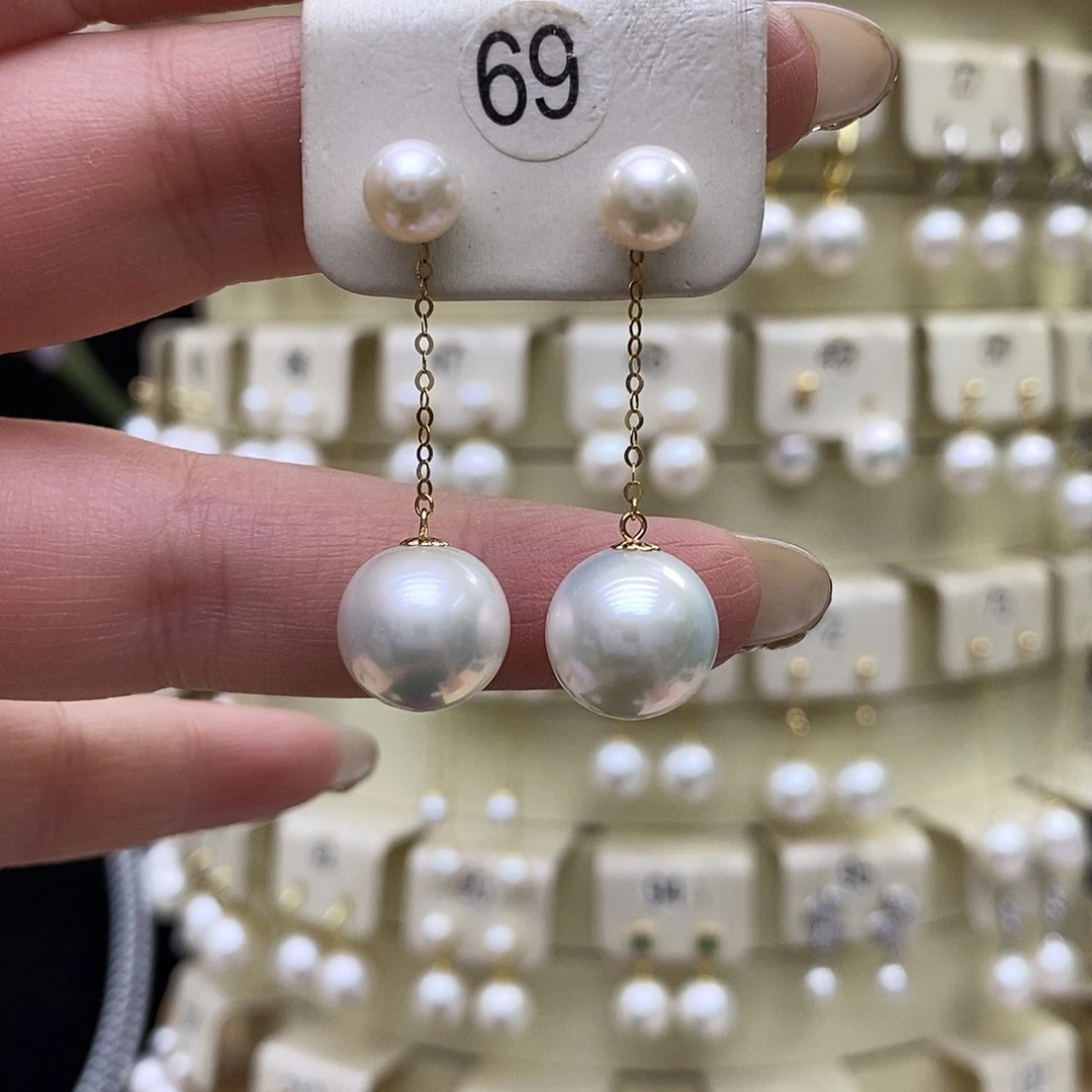淡水珍珠18K金镶嵌耳饰
