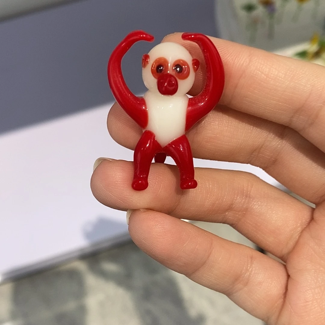 全品手工琉璃比心猴子