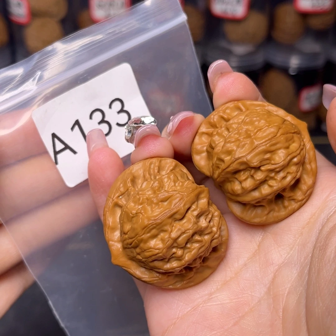 文玩核桃吊坠图图40.8