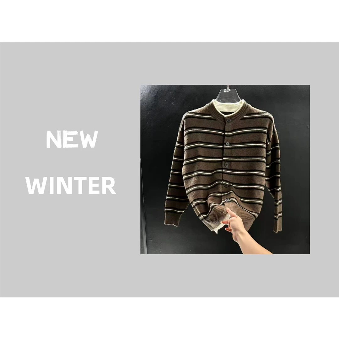 VOUTION（MN1128）25秋冬立领假两件拼色条纹休闲百搭毛衣