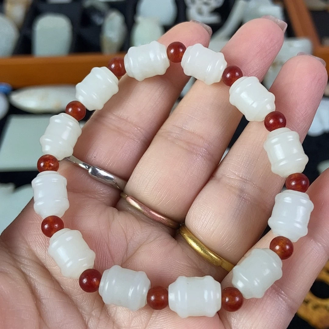 和田玉（糖玉）未镶嵌挂件