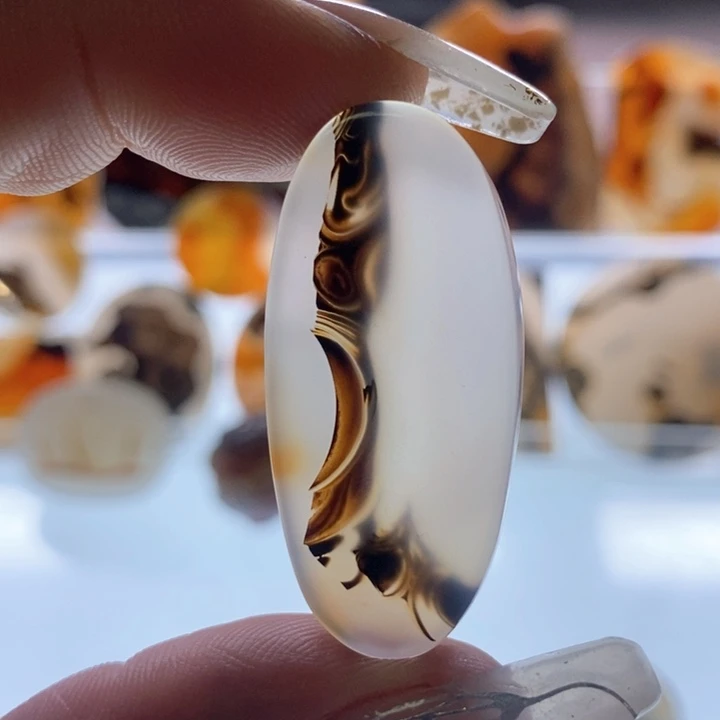 玛瑙/玉髓颈饰未镶嵌