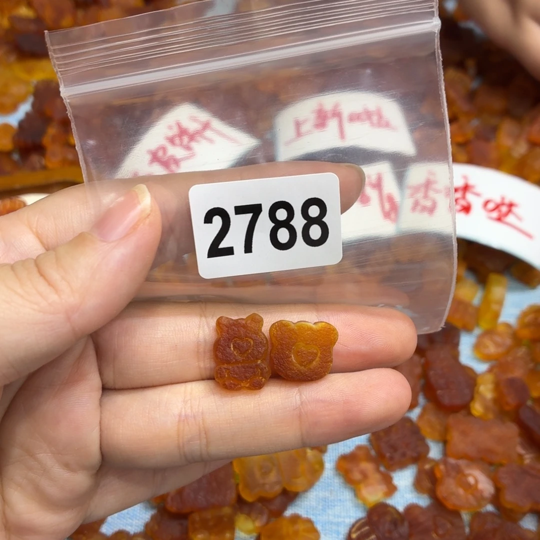琥珀未镶嵌珠宝奇石