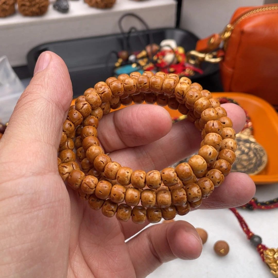 草珠菩提吊坠手串