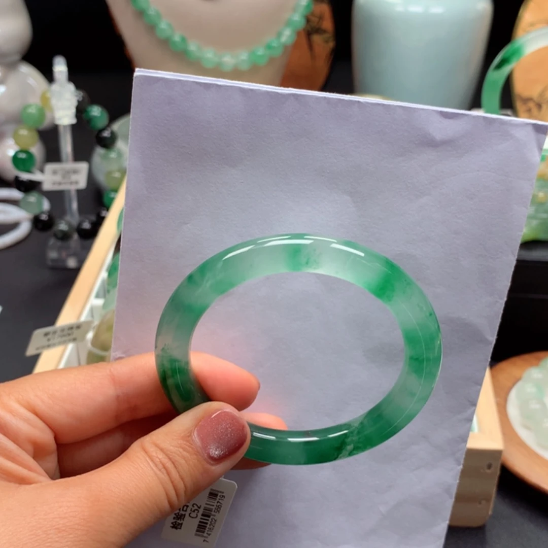 【闪购商品】石英质玉手镯未镶嵌