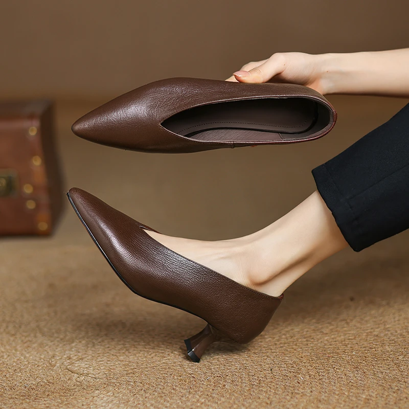 5cm细跟v口高跟鞋法式复古中跟舒适奶奶鞋2025春秋百搭小猫跟单鞋