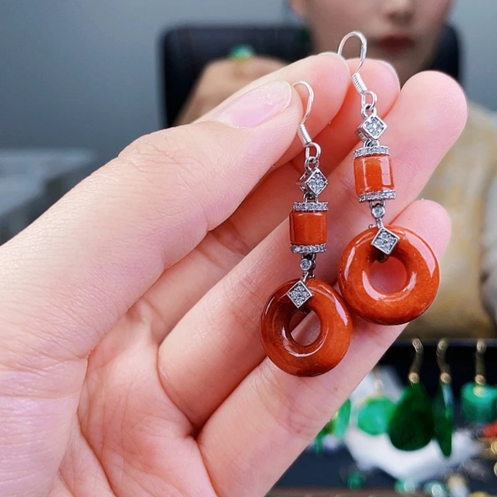 翡翠耳饰未镶嵌饰品