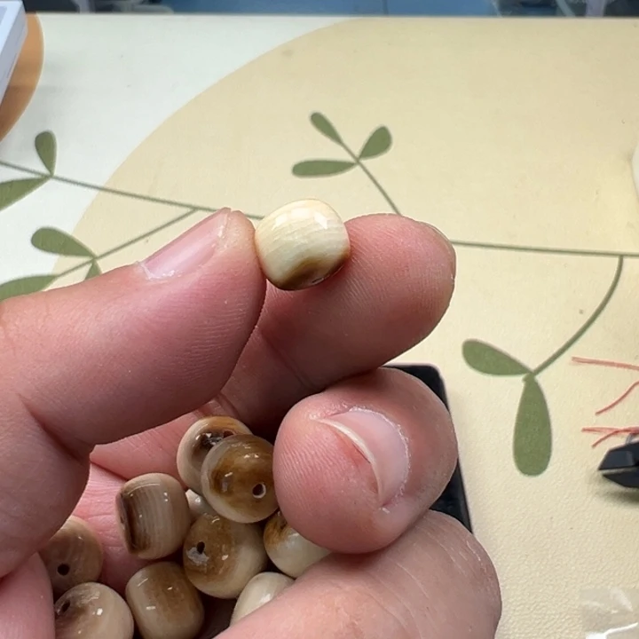 吊坠白玉菩提白色3634