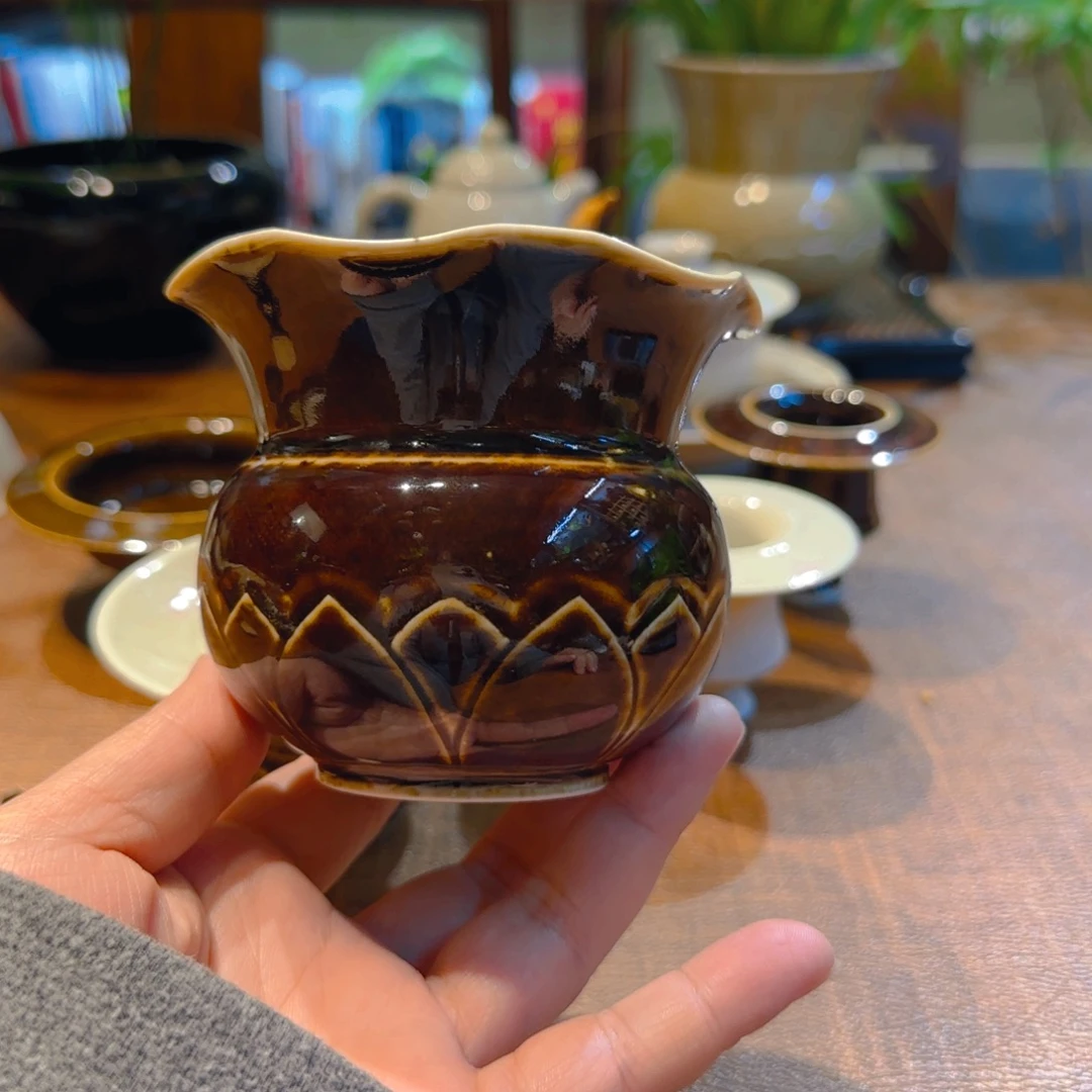 紫定花口渣斗 口9.5高8