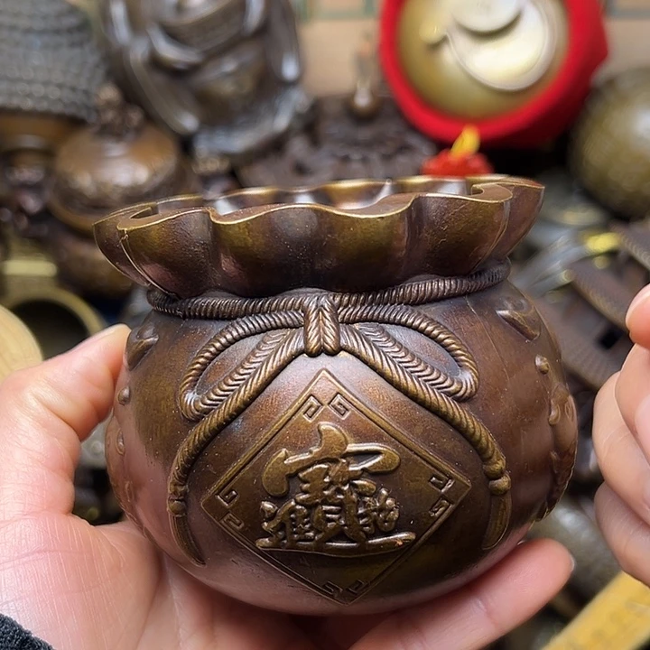 铜器摆件老王直播间