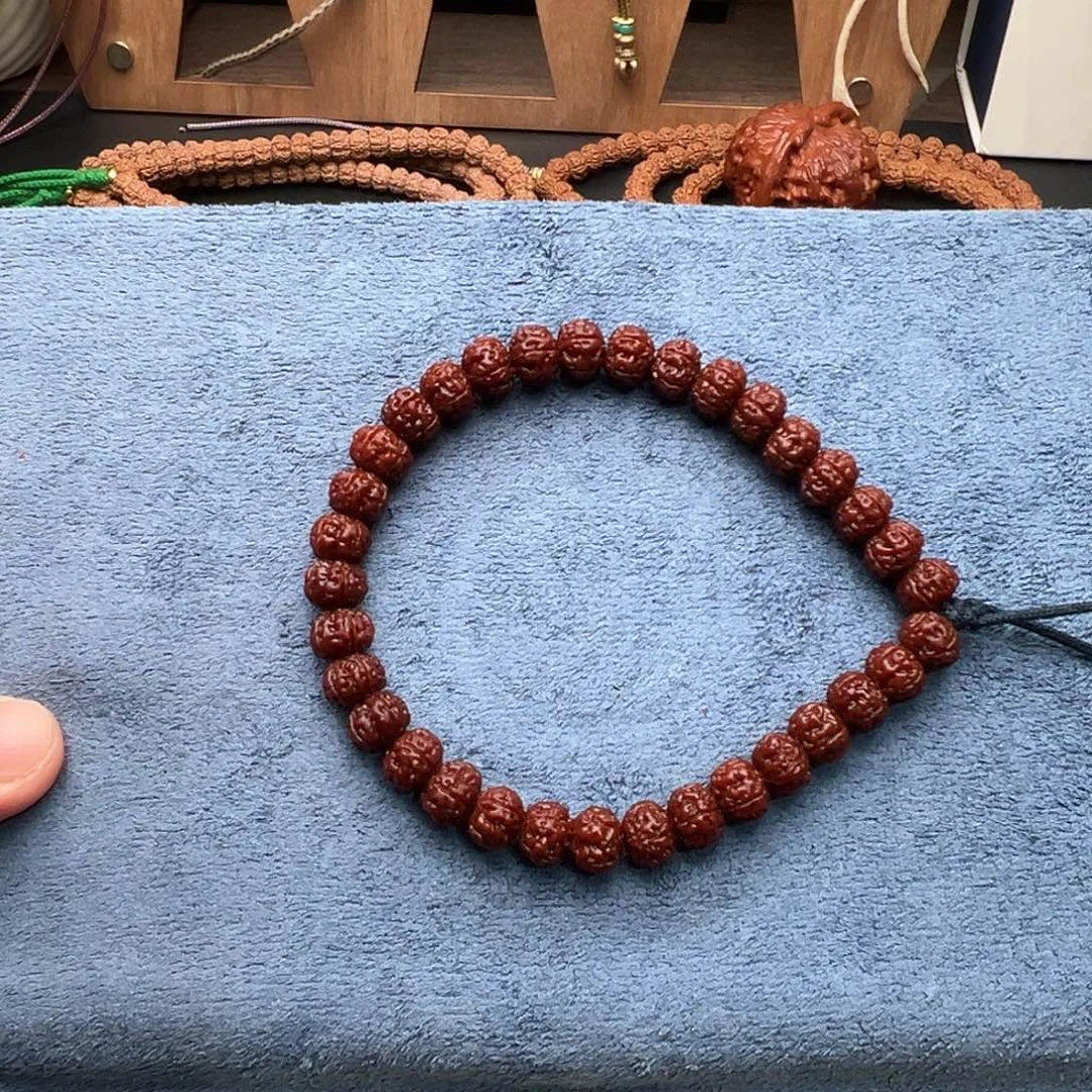 金刚菩提吊坠老树王