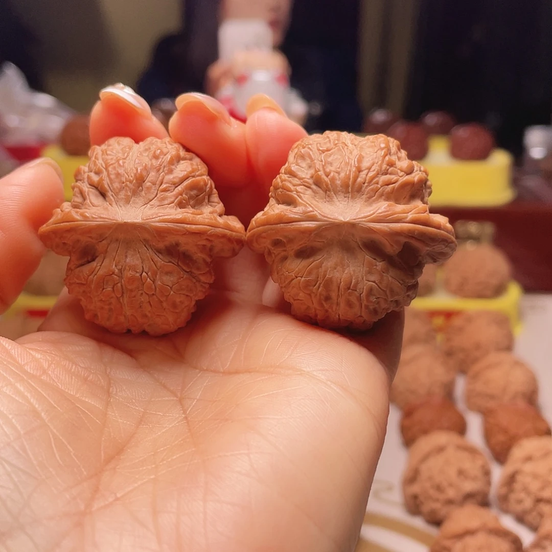 吊坠文玩核桃血麒麟