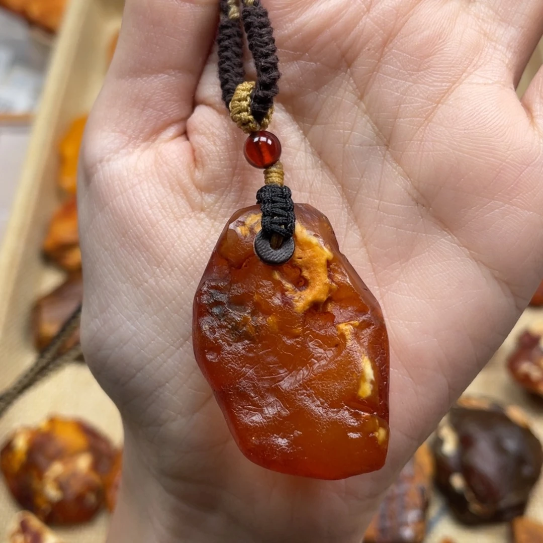 琥珀未镶嵌珠宝奇石