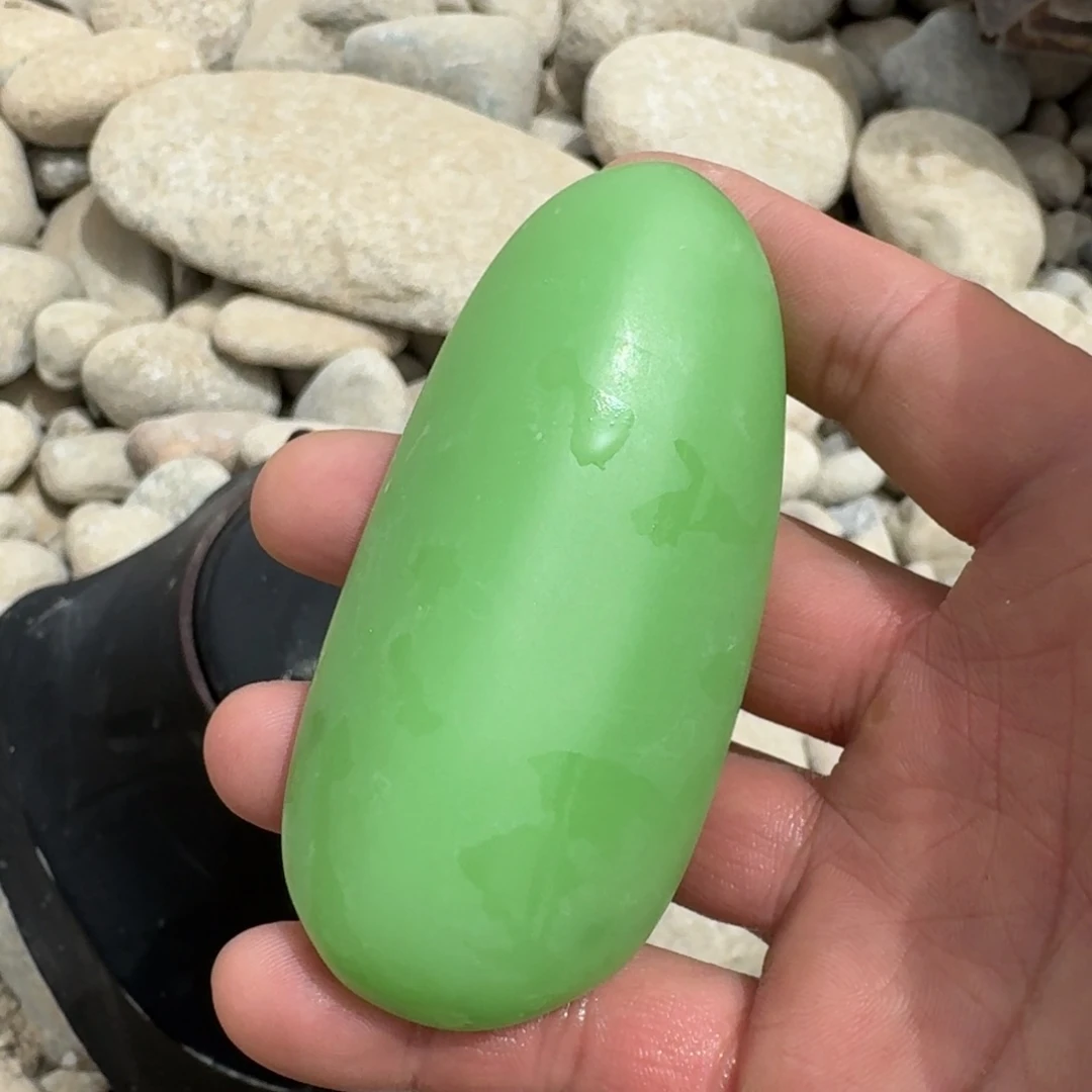 精品无镶嵌小吊坠