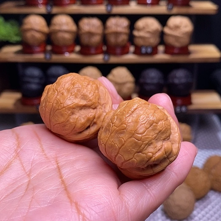 文玩核桃吊坠陆*铁鹦鹉68