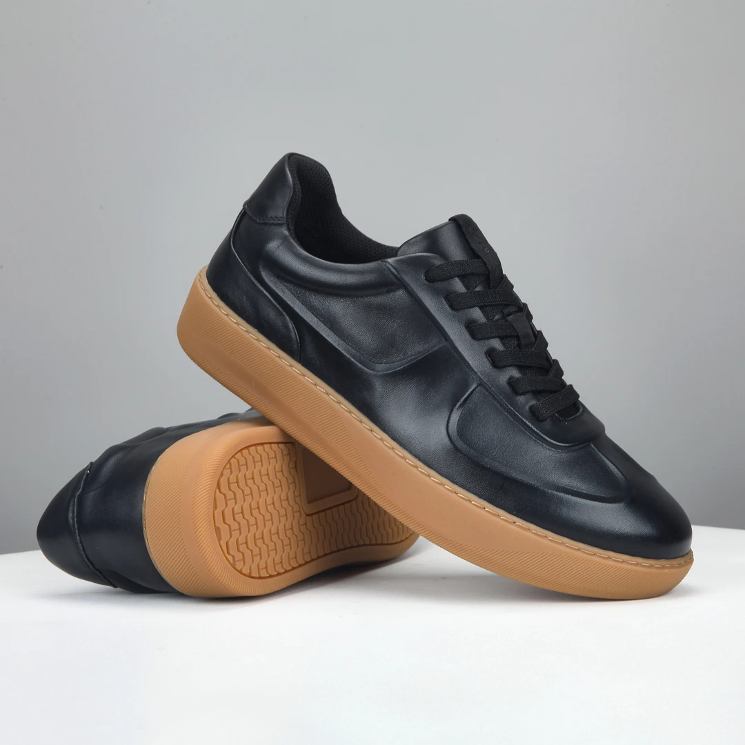 头层牛皮男士秋季加绒透气百搭休闲板鞋