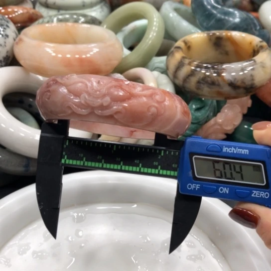 未镶嵌石英质玉珠宝半成品30